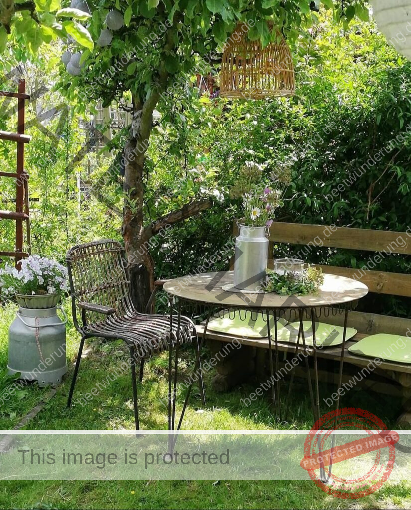 Sitzplatz
Lieblingssitzplatz
beetwunderung.de
terrasse
Gartenstühle
Gartentisch
sven beck
blüh auf!
Gartenbuch