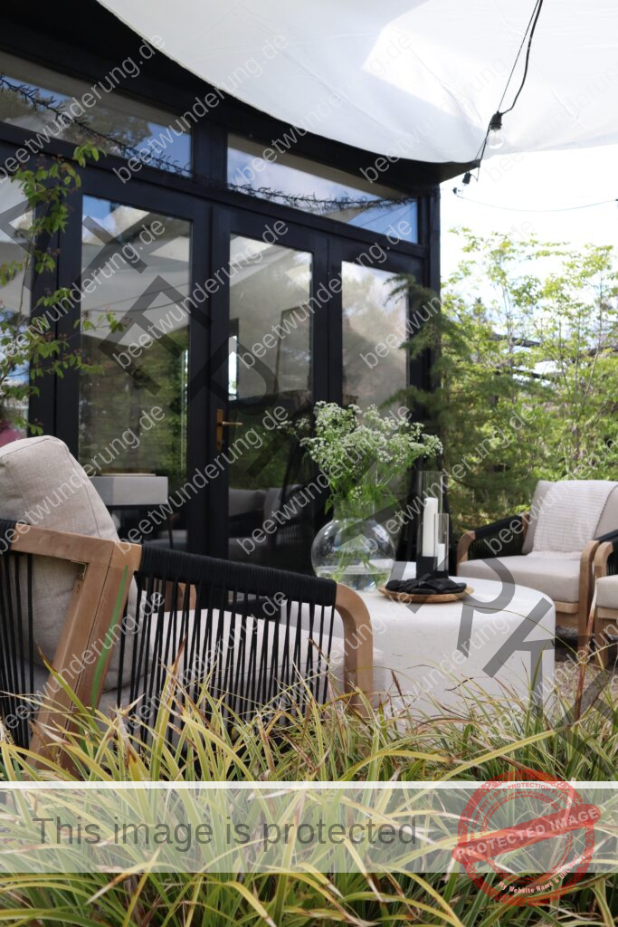 Sitzplatz
Lieblingssitzplatz
beetwunderung.de
terrasse
Gartenstühle
Gartentisch
sven beck
blüh auf!
Gartenbuch
