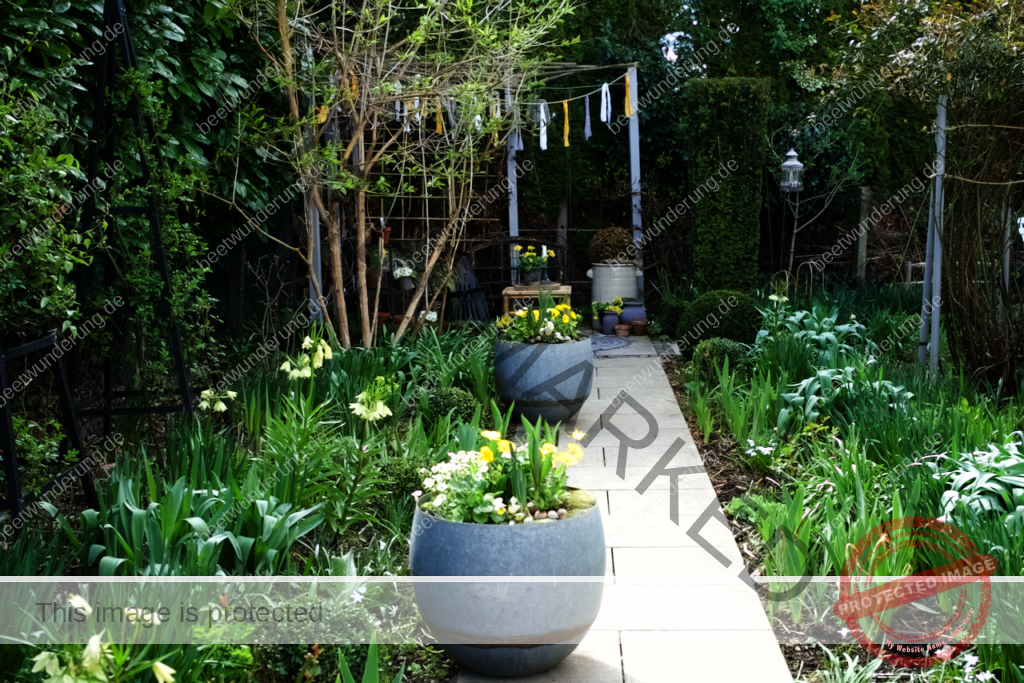 Weißer Garten
beetwunderung.de
Sven Beck
Gartendesign
Gartengestaltung
Beet
Beetgestaltung
Pflanze
Pflanzenauswahl
weiß
Gartenbuch
Blüh auf!
Kaiserkrone